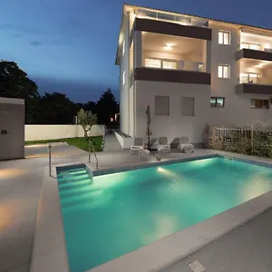  Apartment Viras Luxury Kroatien